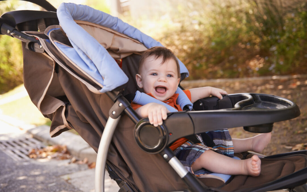 Aktywni rodzice, aktywne dziecko: jak wybrać wózek, który nadąży za waszym tempem życia?